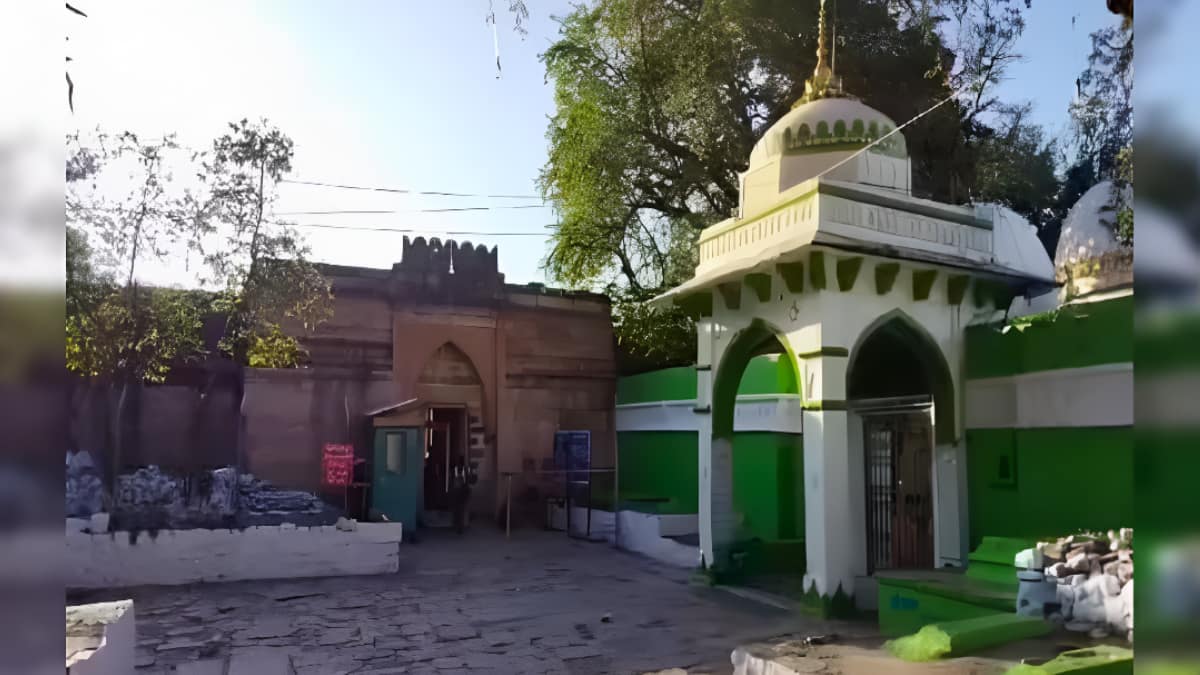 Supreme Court Allows Shared Prayers at Disputed Bhojshala in Madhya Pradesh