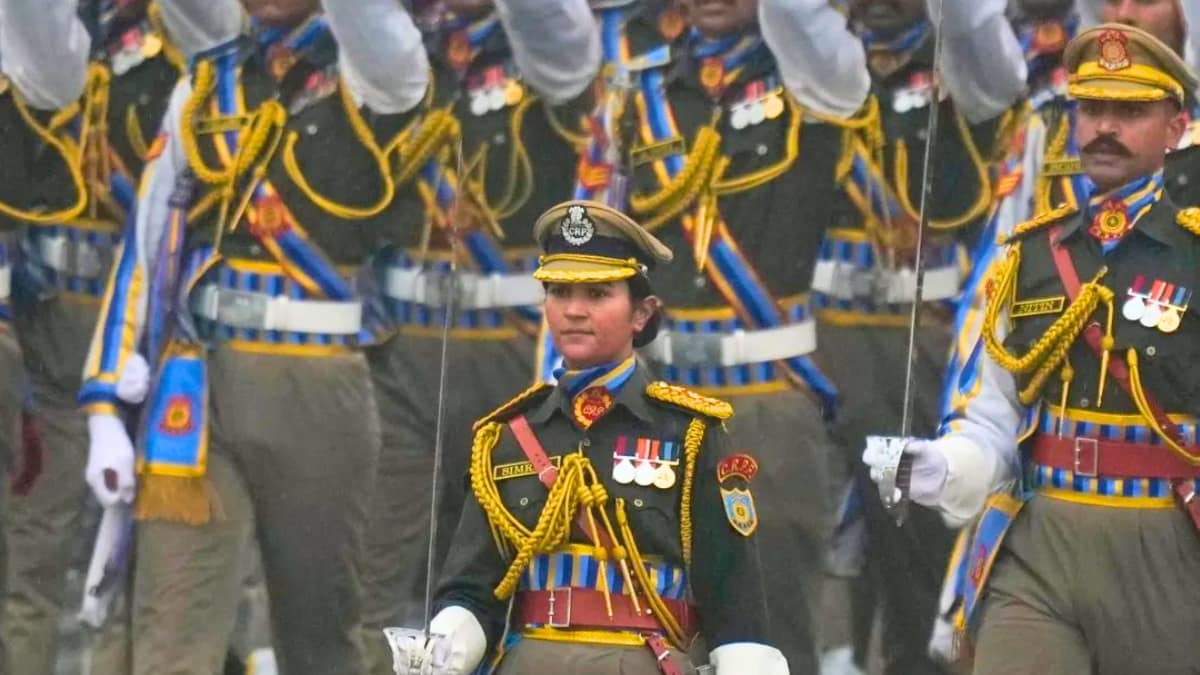 Woman Officer Leads All-Male CRPF Contingent at Republic Day Parade