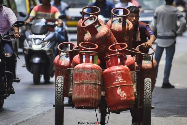 India Sets 25 Day Gap For LPG Refills, Boosts Production